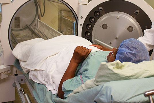 person going into Hyperbaric Oxygen Therapy